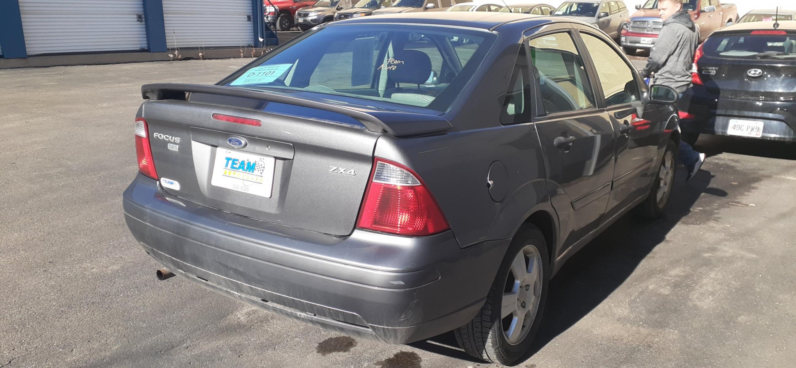 2005 Ford Focus ZX4 S (1FAFP34N15W) with an 2.0L L4 DOHC 16V engine, located at 2015 Cambell Street, Rapid City, SD, 57701, (605) 342-8326, 44.066433, -103.191772 - Photo #7